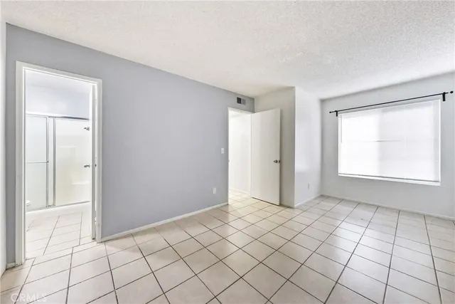 $470,000 | 2521 West Sunflower Avenue, Unit R1, Santa Ana, CA 92704