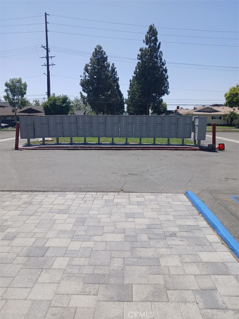 2521 West Sunflower Avenue, Unit R1 Santa Ana, CA 92704 - Photo 26 of 38 Mailboxes conveniently located