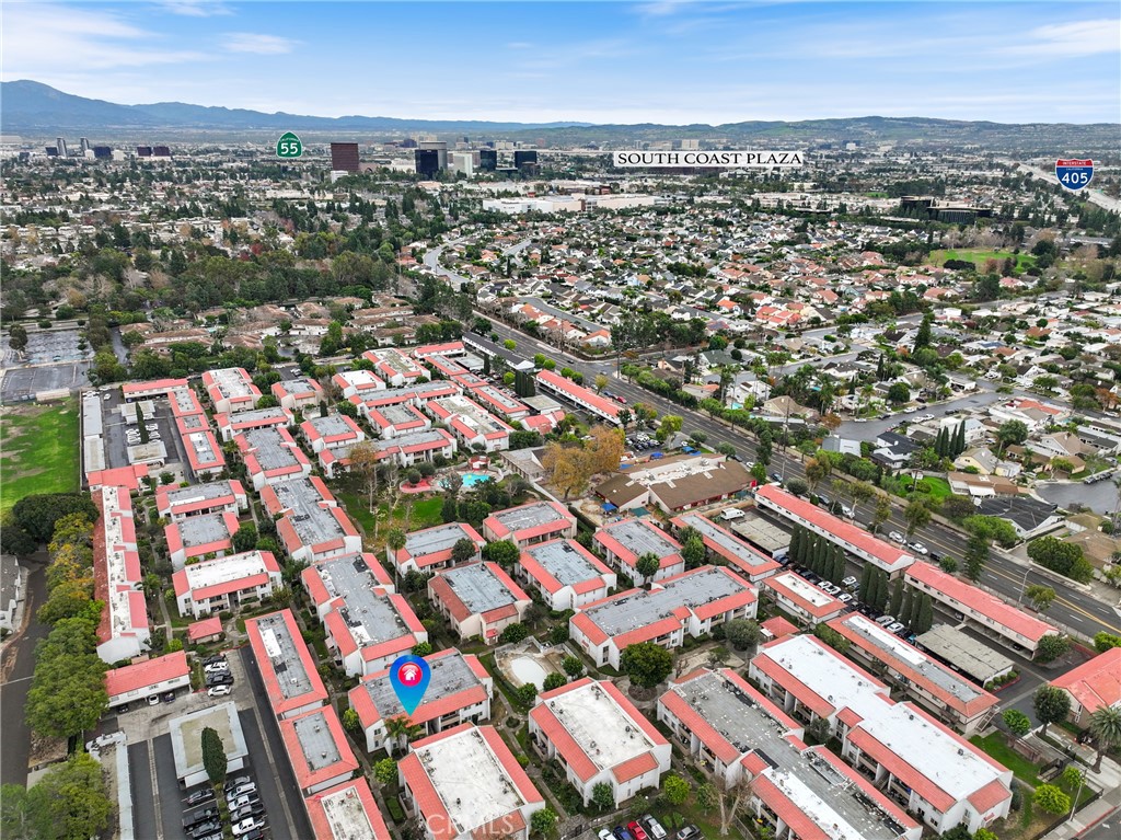 2521 West Sunflower Avenue, Unit R1 Santa Ana, CA 92704 - Photo 33 of 38 an aerial view of a city