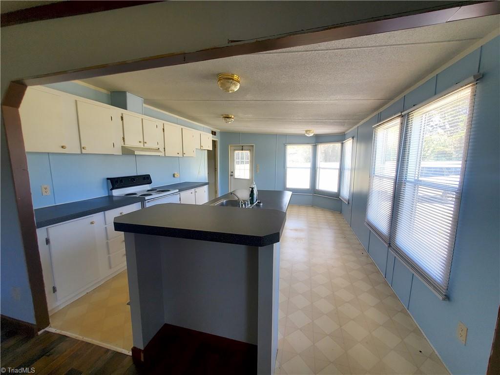 2022 Turkey Ford Road Mount Airy, NC 27030 - Photo 4 of 17