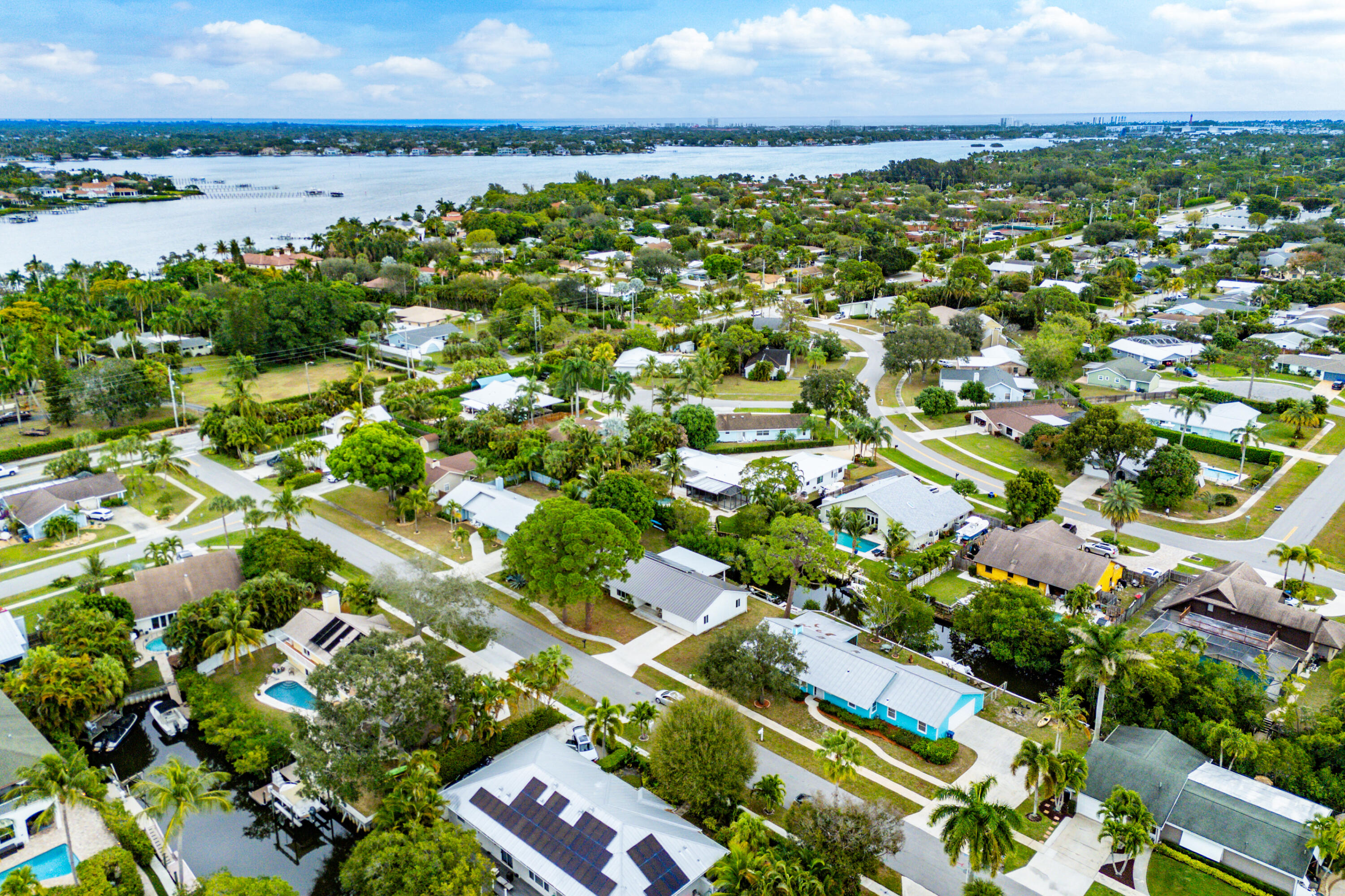 709 Warren Drive Jupiter, FL 33458 - Photo 48 of 57 041-709WarrenDrive-Jupiter-FL-33458-FULL