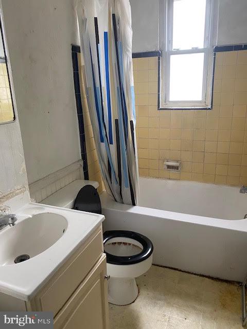232 Springton Road Upper Darby, PA 19082 - Photo 8 of 13