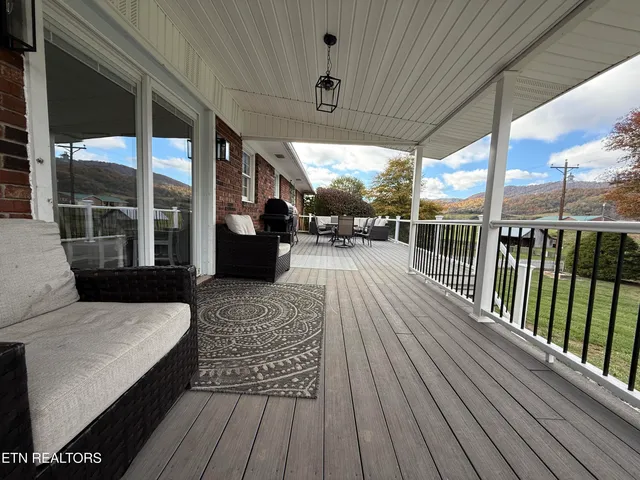 $335,000 | 20201 Wilderness Road, Rose Hill, VA 24281