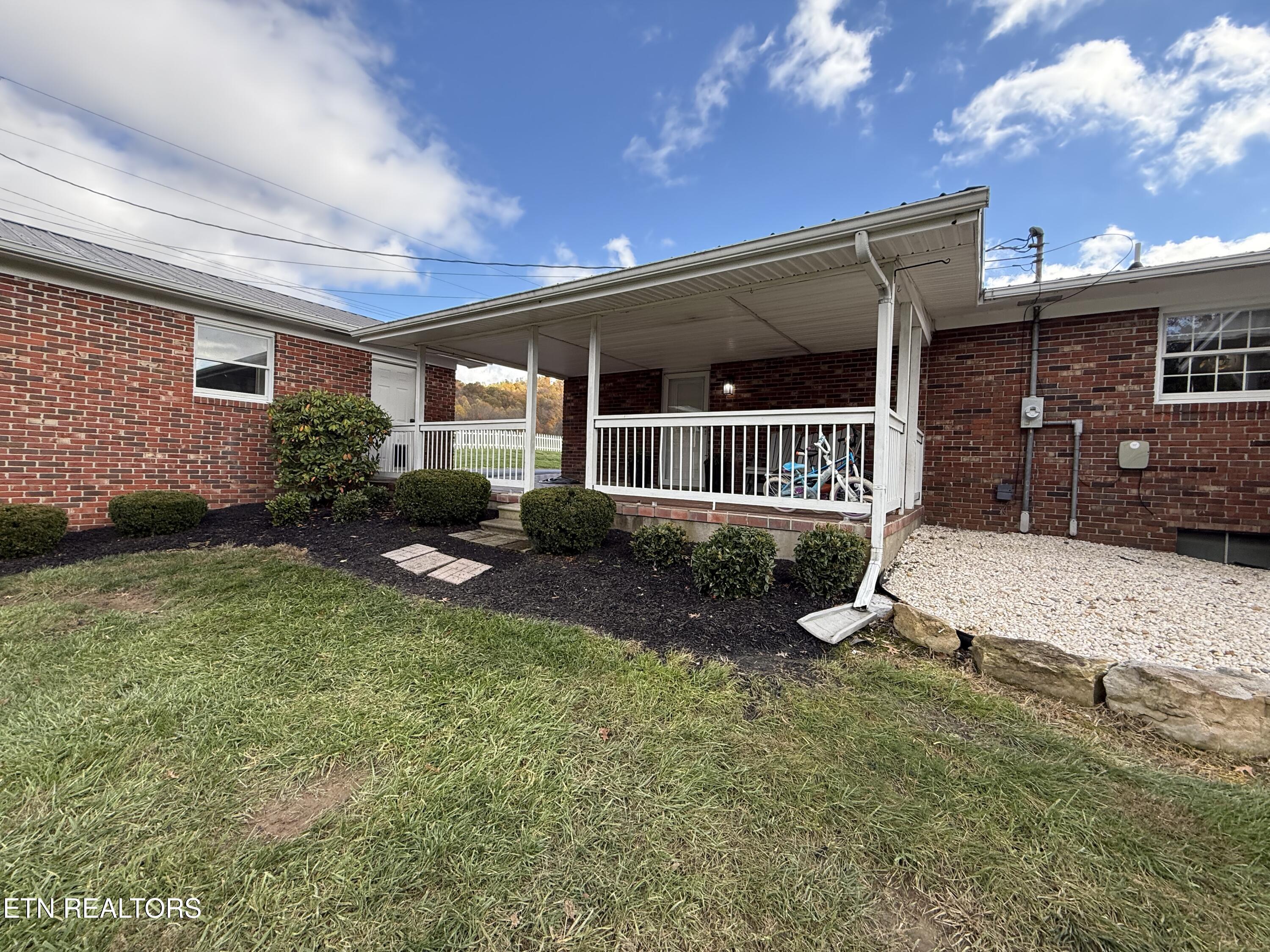 20201 Wilderness Road Rose Hill, VA 24281 - Photo 13 of 47 IMG_2308