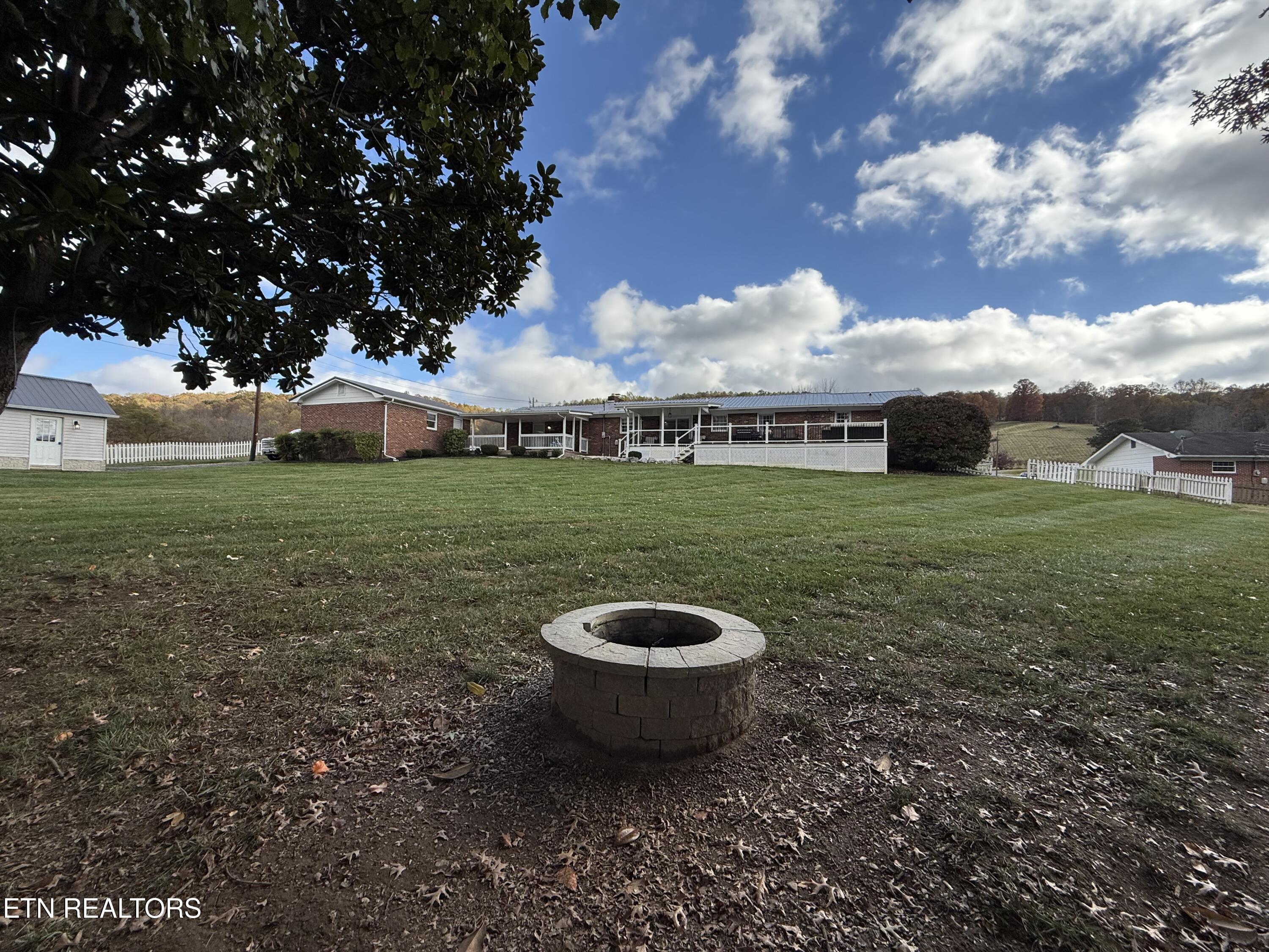 20201 Wilderness Road Rose Hill, VA 24281 - Photo 15 of 47 IMG_2303
