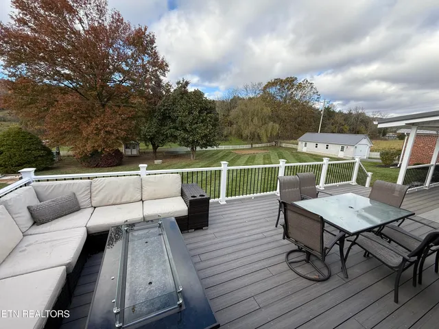 $335,000 | 20201 Wilderness Road, Rose Hill, VA 24281