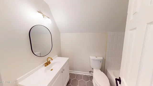 $310,000 | 9081 Lakeside Drive, Olive Branch, MS 38654