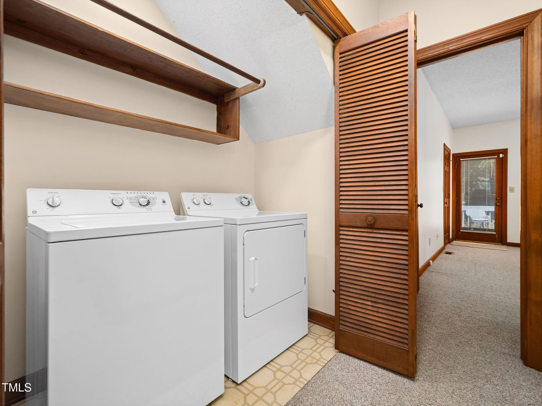2610 Sawmill Road Raleigh, NC 27613 - Photo 18 of 25 Main Floor Laundry