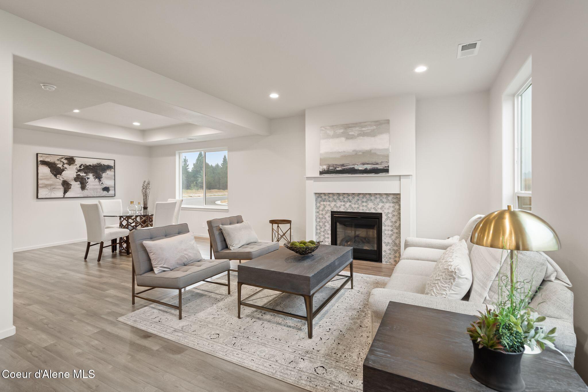 6015 Dayton Avenue Rathdrum, ID 83858 - Photo 6 of 16 Family Room