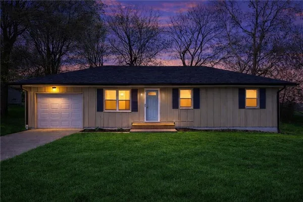 $199,900 | 2802 Franklin Avenue, Lexington, MO 64067