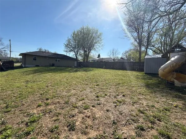 $199,900 | 2802 Franklin Avenue, Lexington, MO 64067
