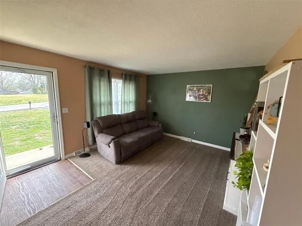 $199,900 | 2802 Franklin Avenue, Lexington, MO 64067