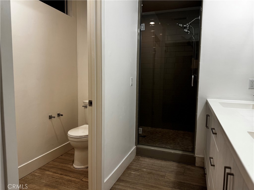 2205 Tom Mix Road Los Angeles, CA 90026 - Photo 9 of 20 a view of bathroom