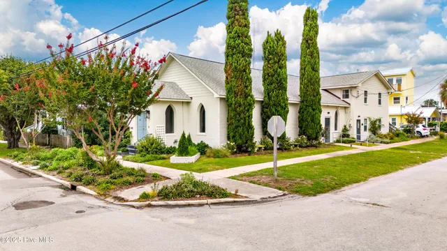 $939,000 | 1300 Evans Street, Morehead City, NC 28557