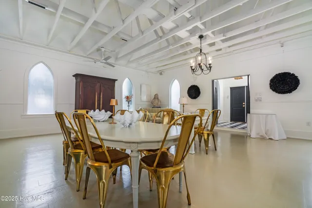 $939,000 | 1300 Evans Street, Morehead City, NC 28557