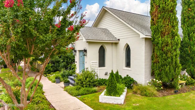 $939,000 | 1300 Evans Street, Morehead City, NC 28557