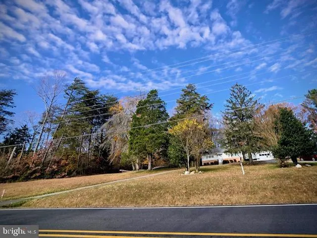 $2,500 | 7032 Token Valley Road, Manassas, VA 20112
