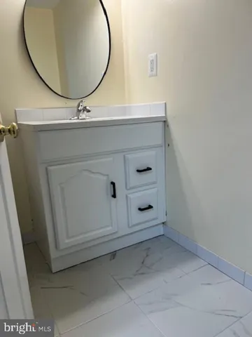 $2,500 | 7032 Token Valley Road, Manassas, VA 20112