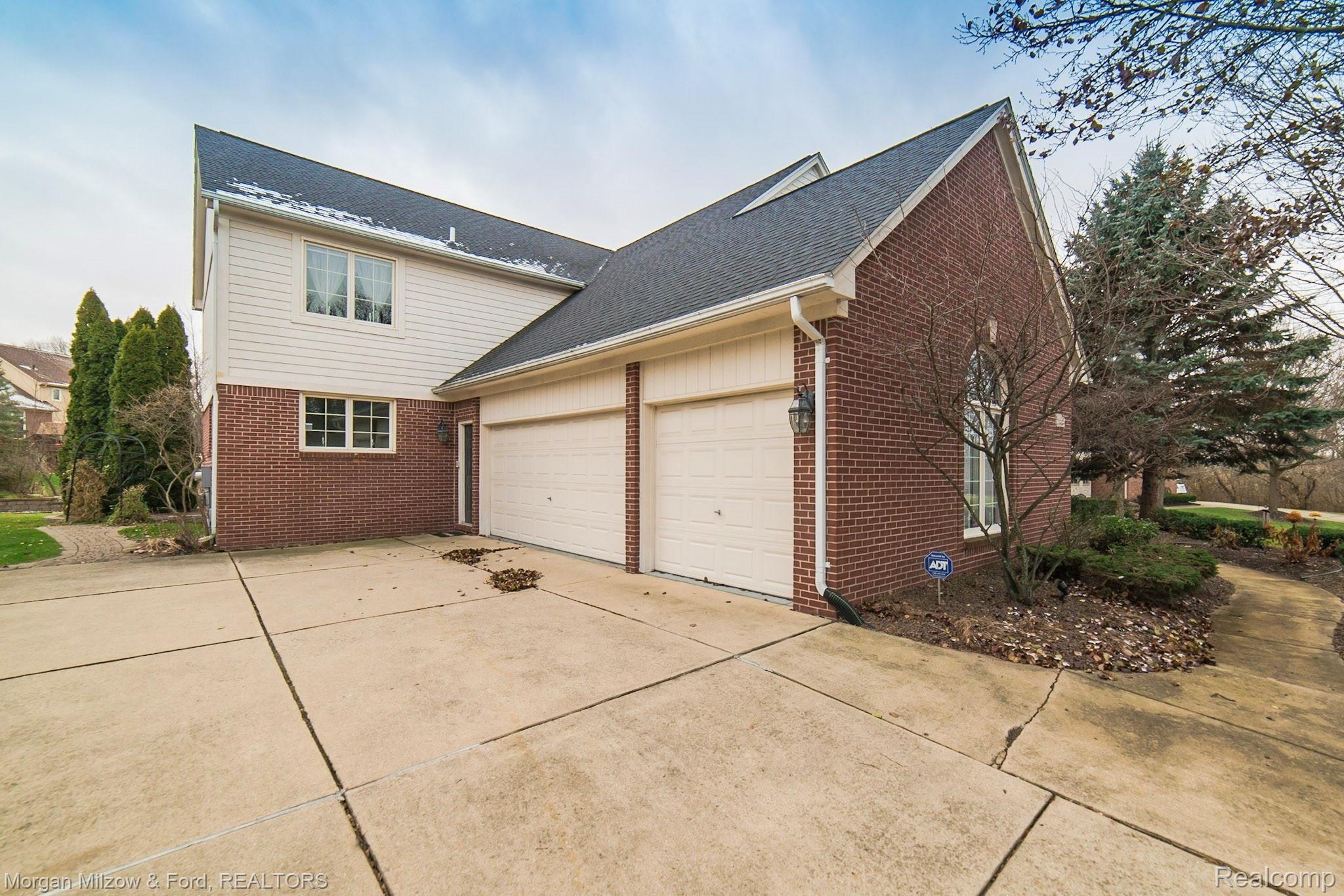 1175 Brunswick Rochester, MI 48309 - Photo 40 of 44 Brunswick (40).jpg