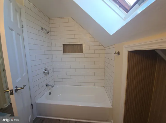 $3,900 | 199 Berger Street, Somerset, NJ 08873