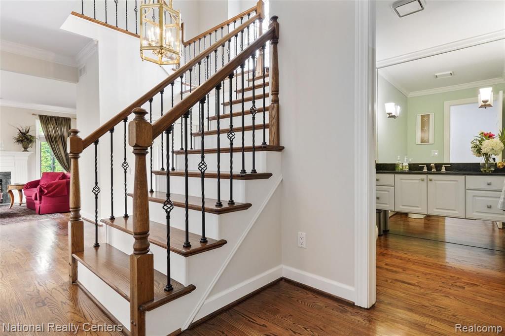 801 Peach Tree Lane Rochester Hills, MI 48306 - Photo 10 of 54