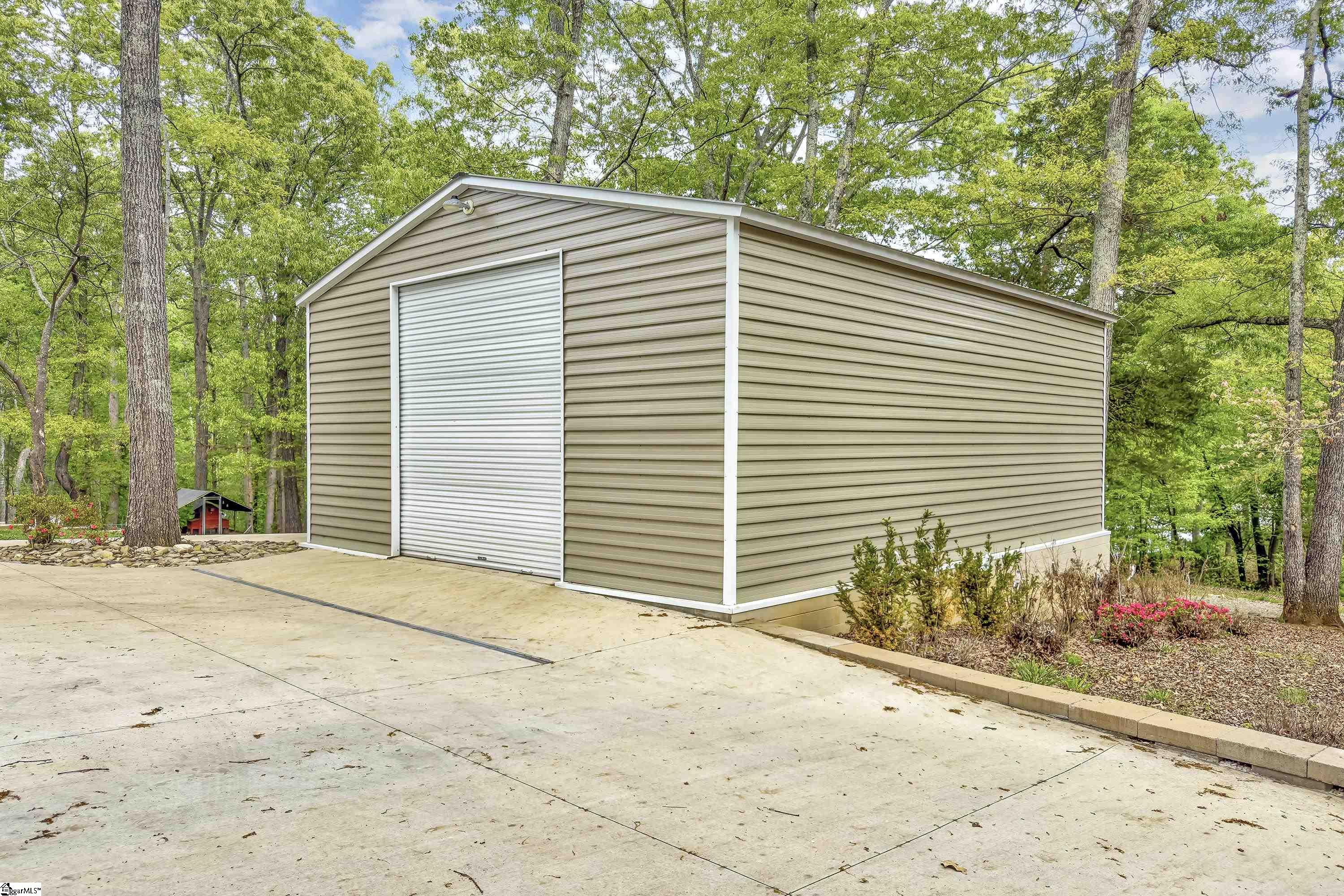 141 Greybridge Road Pelzer, SC 29669 - Photo 38 of 50