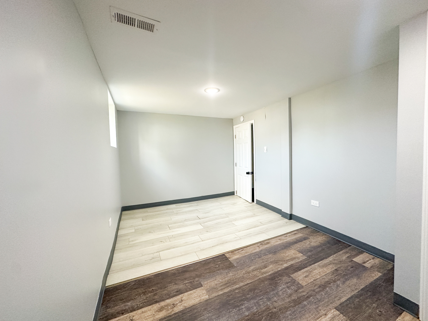 646 Frances Street Phoenix, IL 60426 - Photo 21 of 30 a view of an empty room