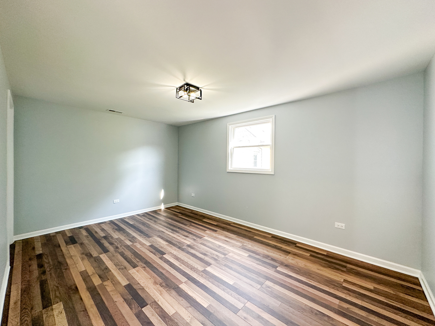 646 Frances Street Phoenix, IL 60426 - Photo 22 of 30 a view of a room with a window