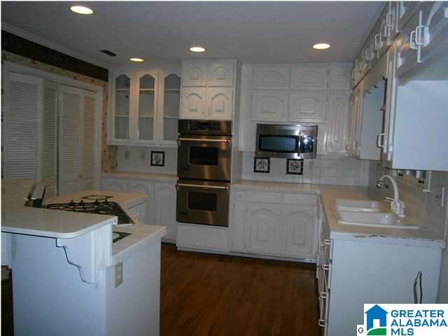 3521 Woodridge Road South Birmingham, AL 35223 - Photo 4 of 14