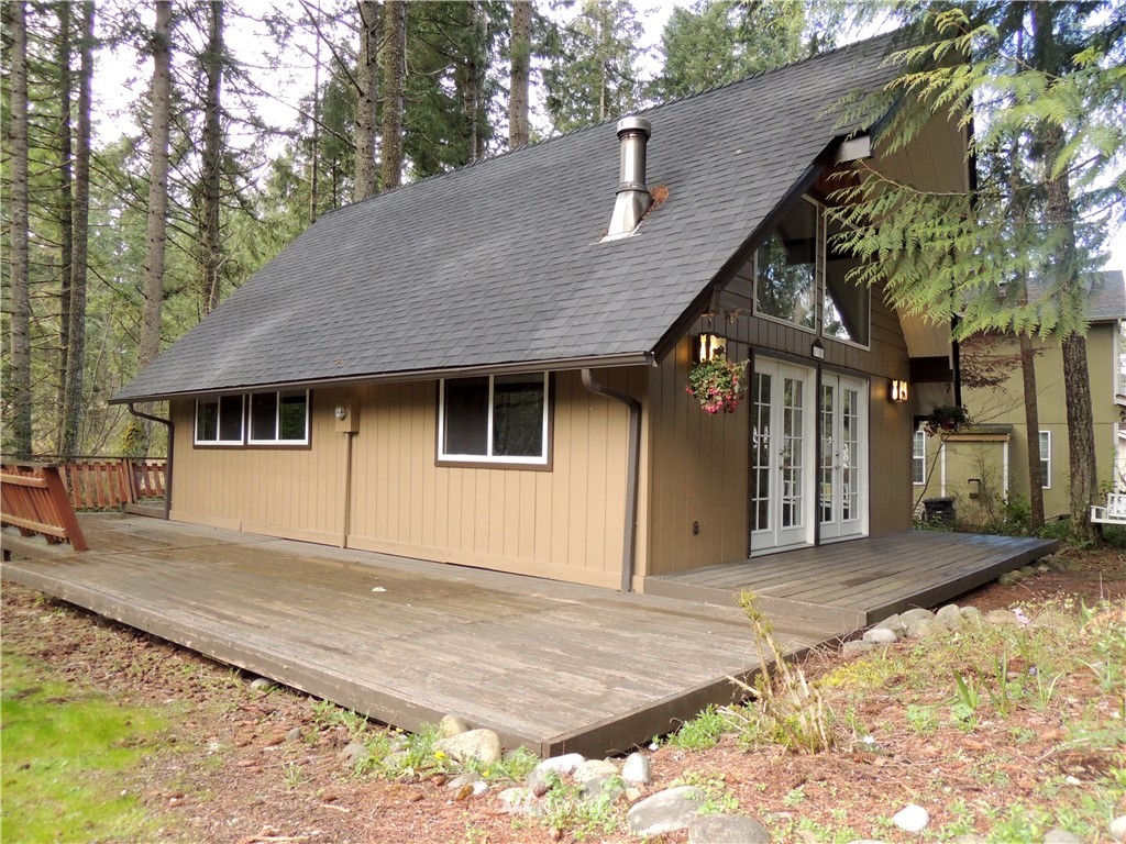 17609 Loop Lane Southeast Yelm, WA 98597 - Photo 20 of 23 a front view of a house