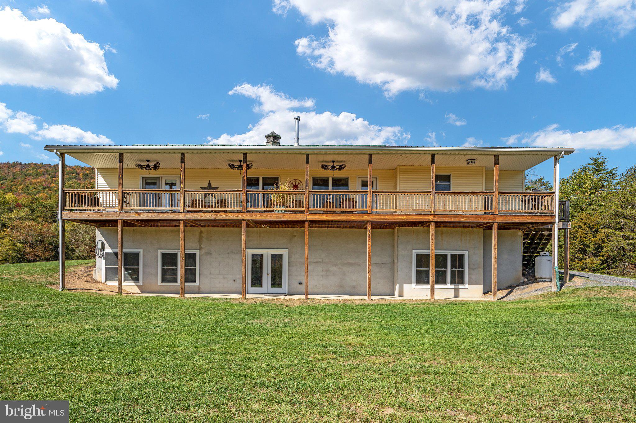 589 South Fort Valley Road Fort Valley, VA 22652 - Photo 33 of 69 Expansive deck, overlooking the stunning view!