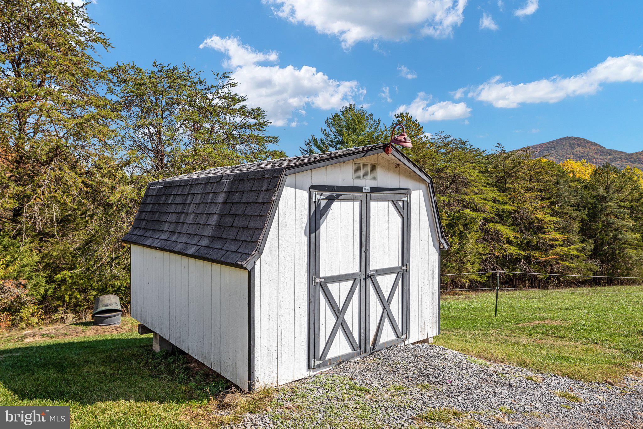 589 South Fort Valley Road Fort Valley, VA 22652 - Photo 45 of 69 Storage Shed