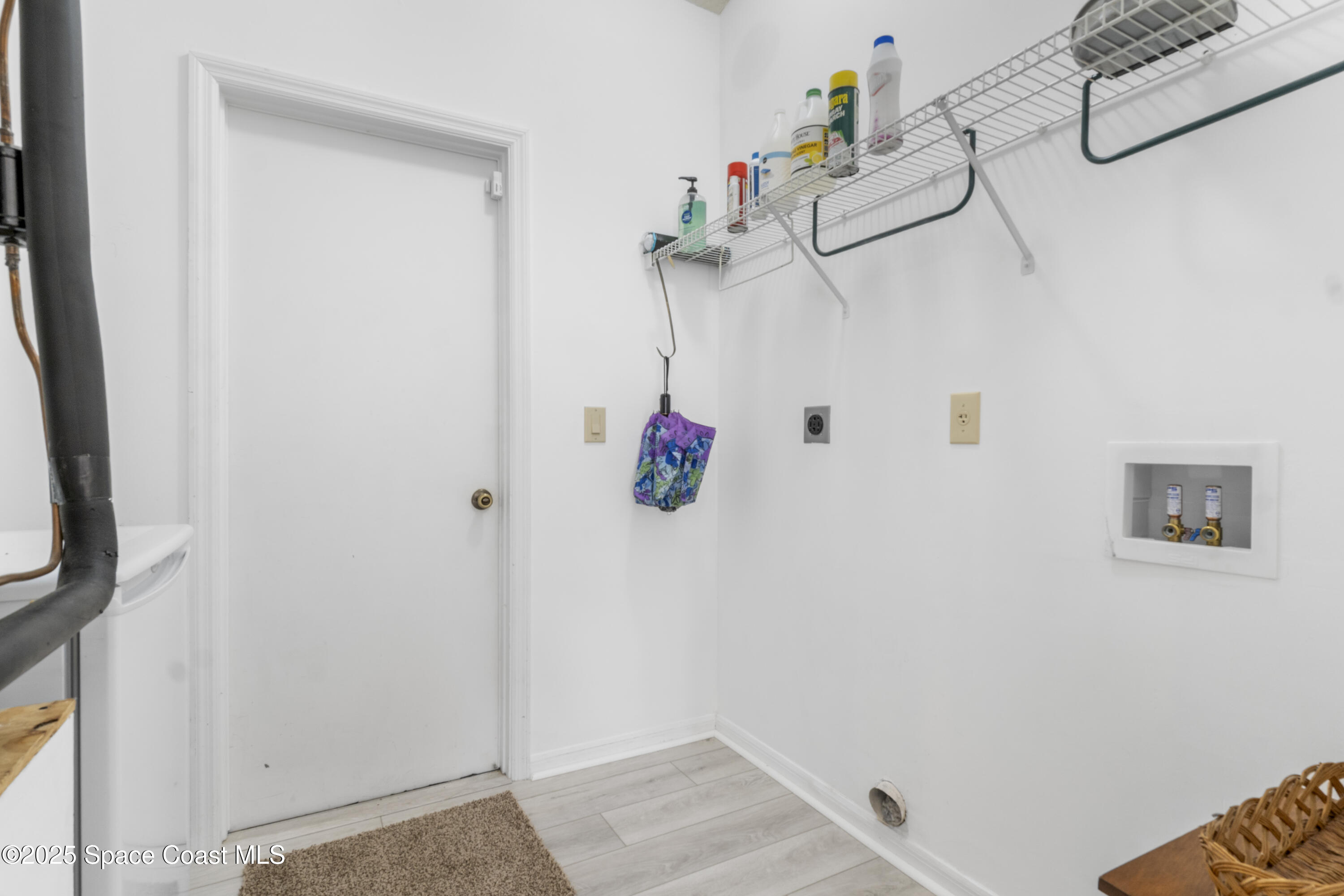 5155 3rd Manor Vero Beach, FL 32968 - Photo 24 of 29 a bathroom with a shower