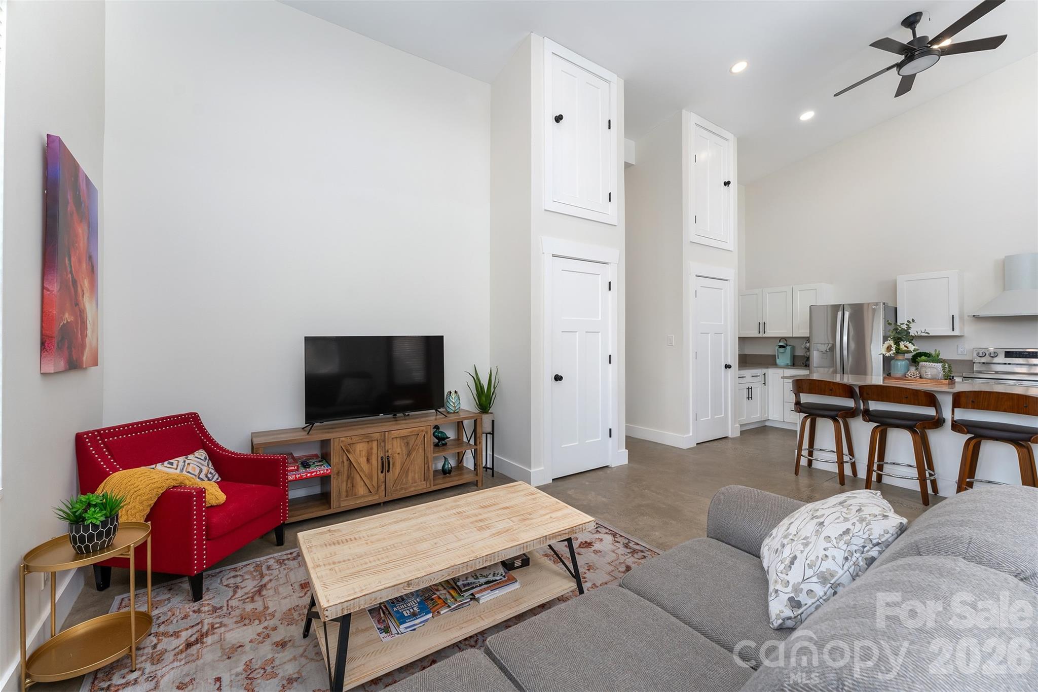 25 Nelon Road Asheville, NC 28804 - Photo 13 of 19 Gallery Image 13