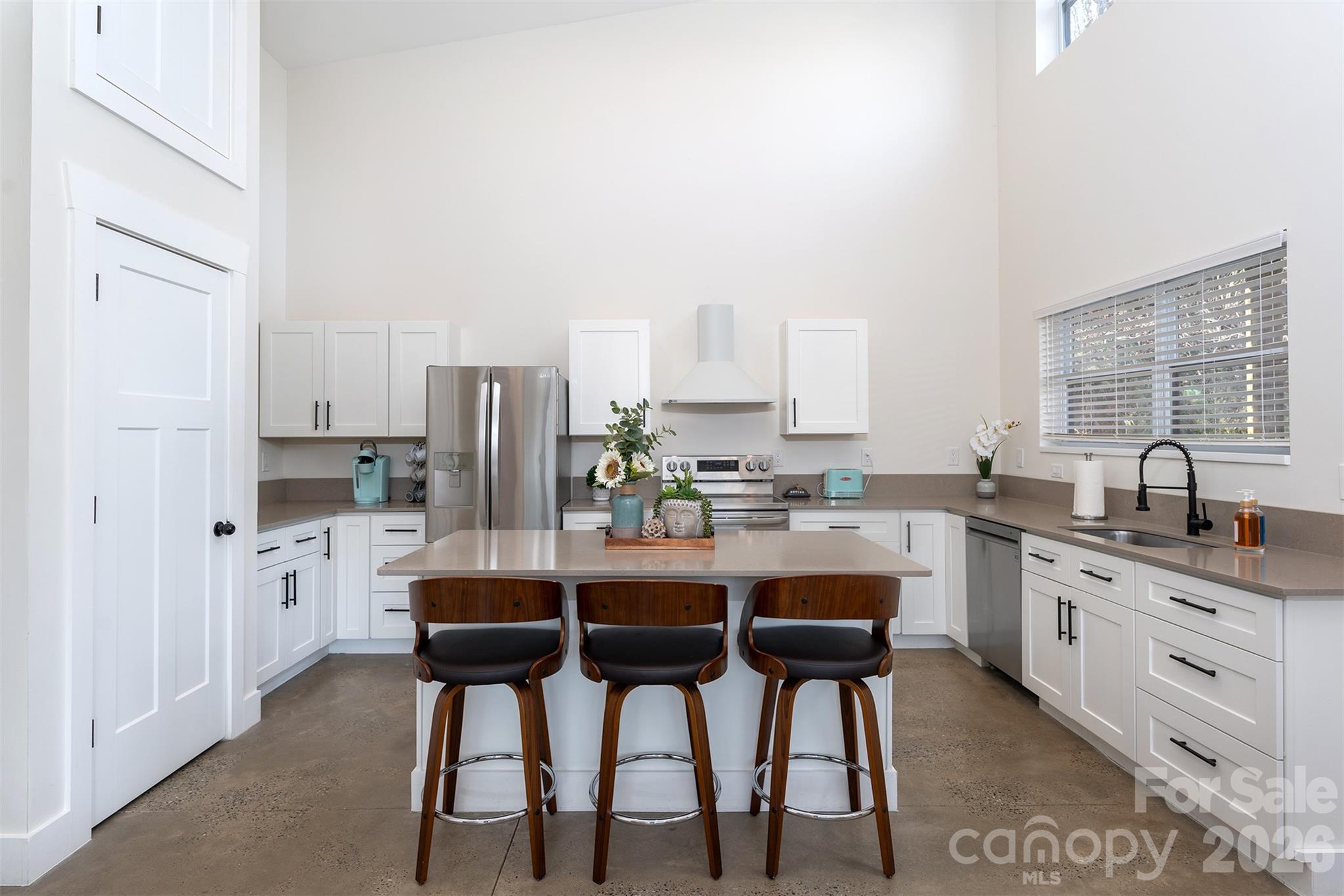 25 Nelon Road Asheville, NC 28804 - Photo 7 of 19 Gallery Image 7