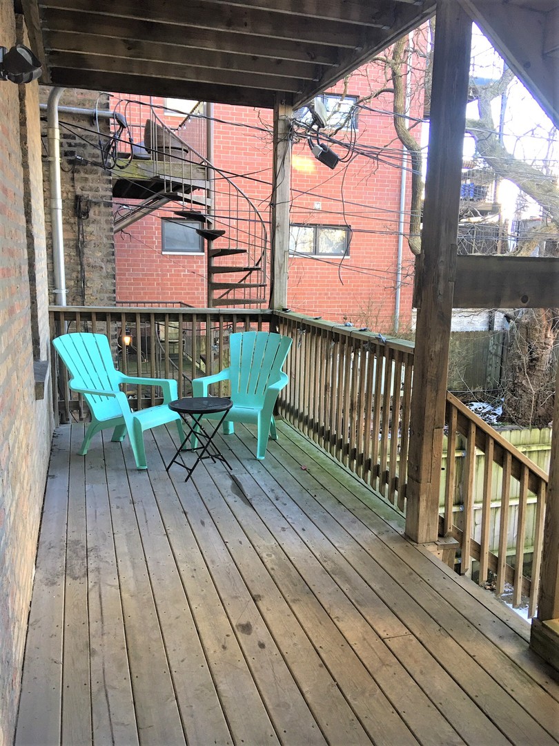 832 West Roscoe Street, Unit 1 Chicago, IL 60657 - Photo 11 of 12
