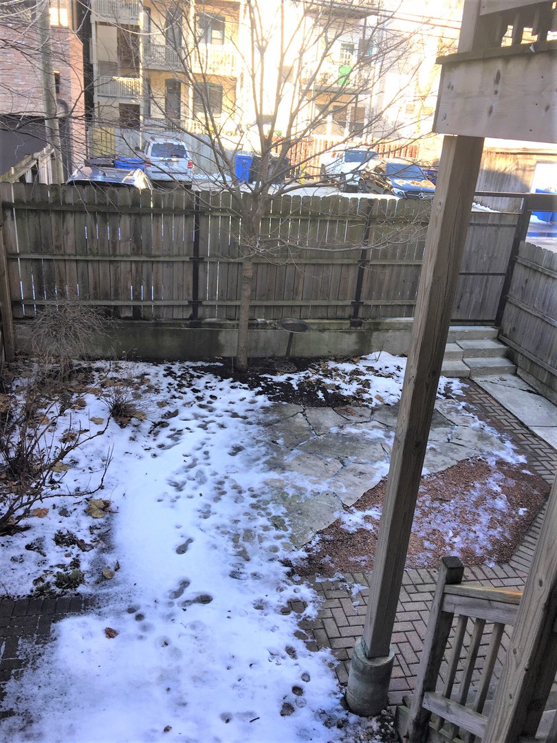 832 West Roscoe Street, Unit 1 Chicago, IL 60657 - Photo 12 of 12