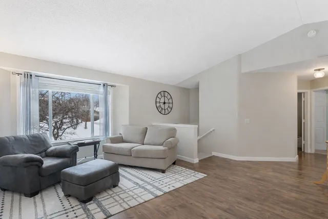 $325,000 | 204 5th Avenue, Spicer, MN 56288