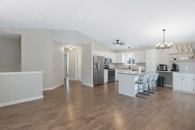 $325,000 | 204 5th Avenue, Spicer, MN 56288