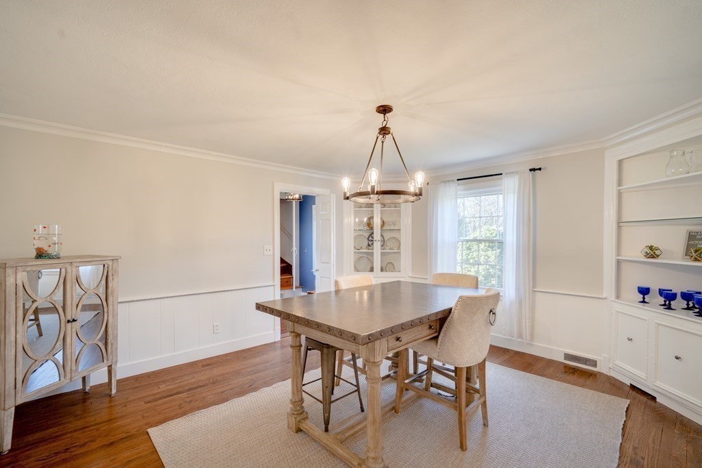 90 Meadowbrook Road Longmeadow, MA 01106 - Photo 8 of 35 Gallery Image 8