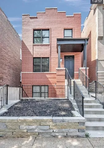 $725,000 | 1045 South Taylor Avenue, St. Louis, MO 63110