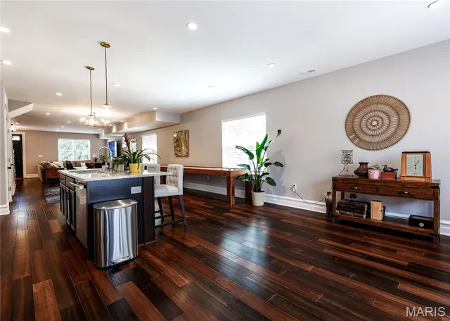 $725,000 | 1045 South Taylor Avenue, St. Louis, MO 63110