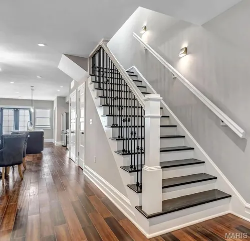 $725,000 | 1045 South Taylor Avenue, St. Louis, MO 63110