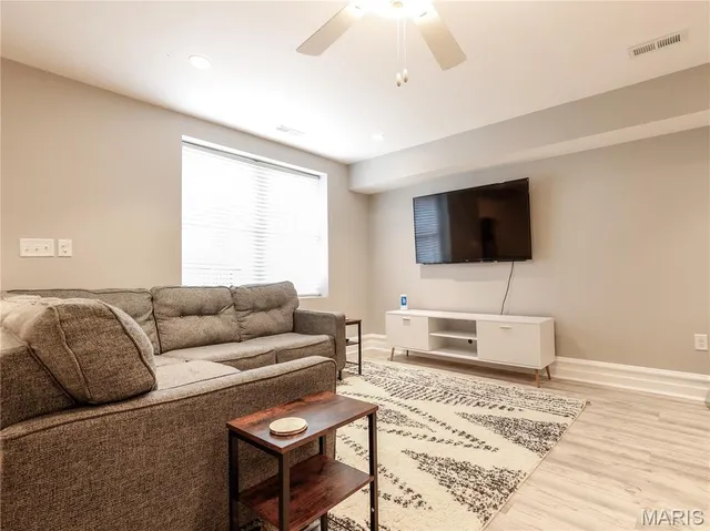 $725,000 | 1045 South Taylor Avenue, St. Louis, MO 63110