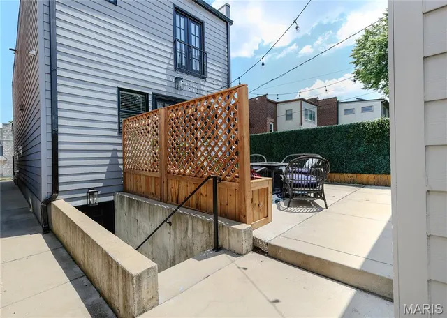 $725,000 | 1045 South Taylor Avenue, St. Louis, MO 63110