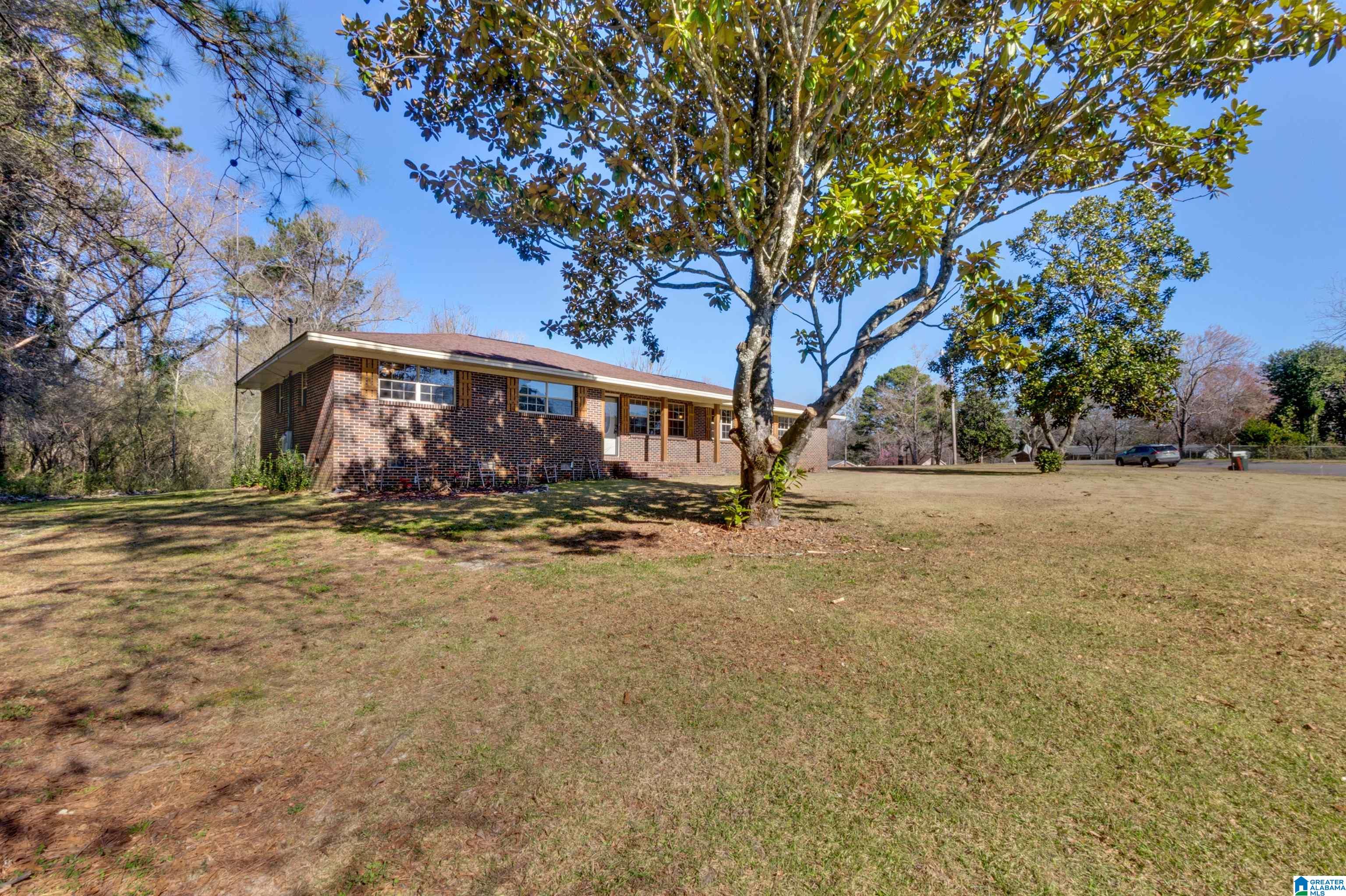 100 Kevin Lane Clanton, AL 35045 - Photo 4 of 38
