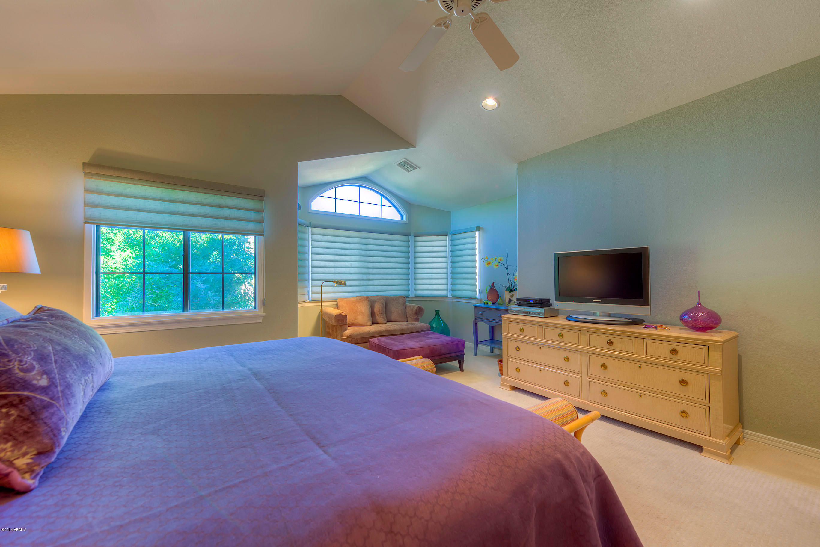 7525 East Gainey Ranch Road, Unit 165 Scottsdale, AZ 85258 - Photo 12 of 22 011_Master Bedroom Sitting Area
