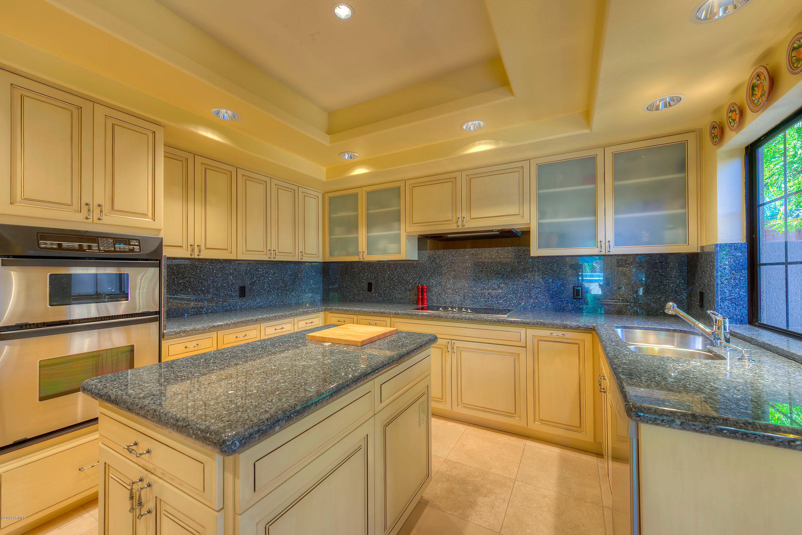 7525 East Gainey Ranch Road, Unit 165 Scottsdale, AZ 85258 - Photo 9 of 22 009_Kitchen Island