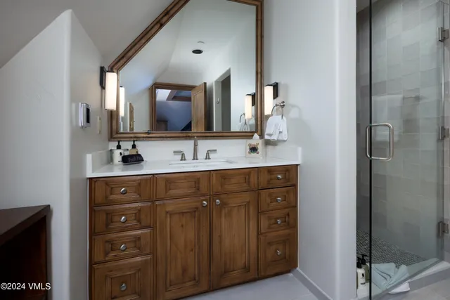 $525,000 | 352 East Meadow Drive, Unit E, Vail, CO 81657