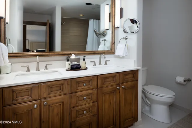 $525,000 | 352 East Meadow Drive, Unit E, Vail, CO 81657